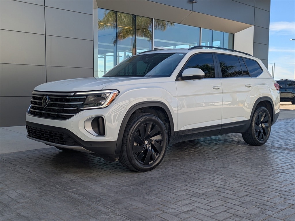2024 Volkswagen Atlas SE w/Tech