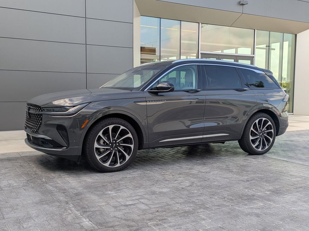 2024 Lincoln Nautilus Black Label AWD's photo