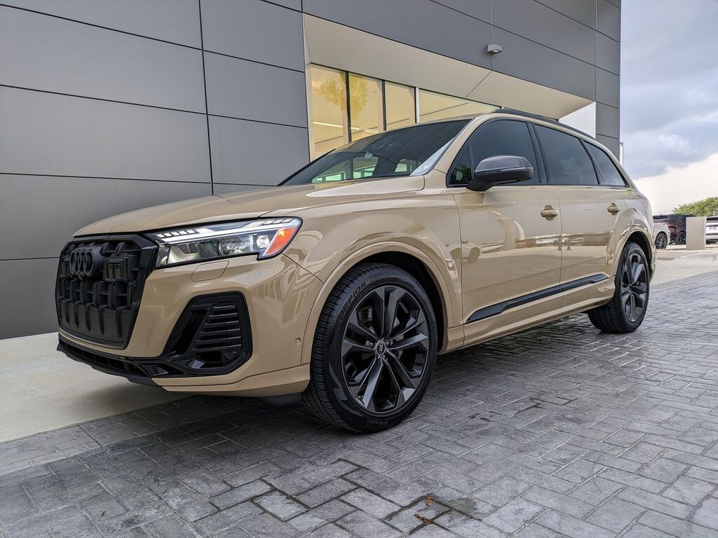 Used 2025 Audi Q7 55 Prestige SUV