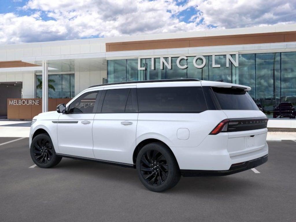 New 2026 Lincoln Navigator L Reserve SUV