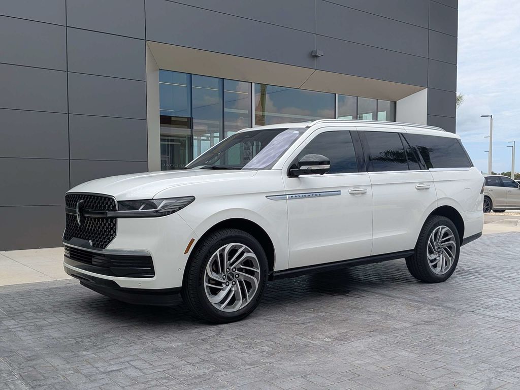 2025 Lincoln Navigator