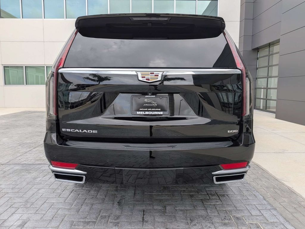 Used 2022 Cadillac Escalade Luxury SUV