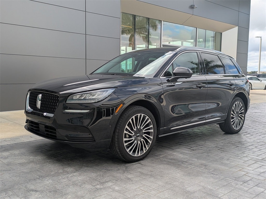 2022 Lincoln Corsair Base's photo