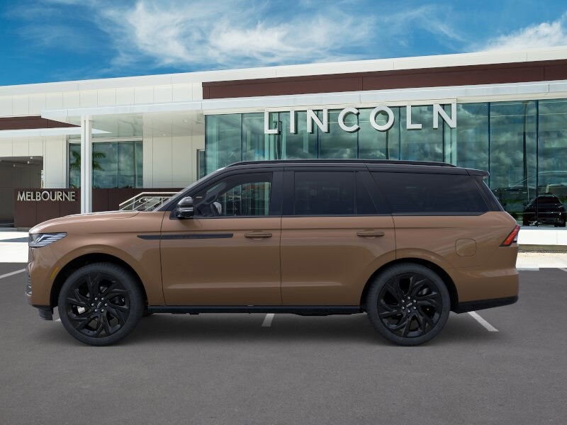 2025 Lincoln Navigator Black Label photo 3