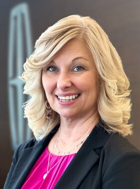 Staff member Michelle Pucci from ID_5a7e01