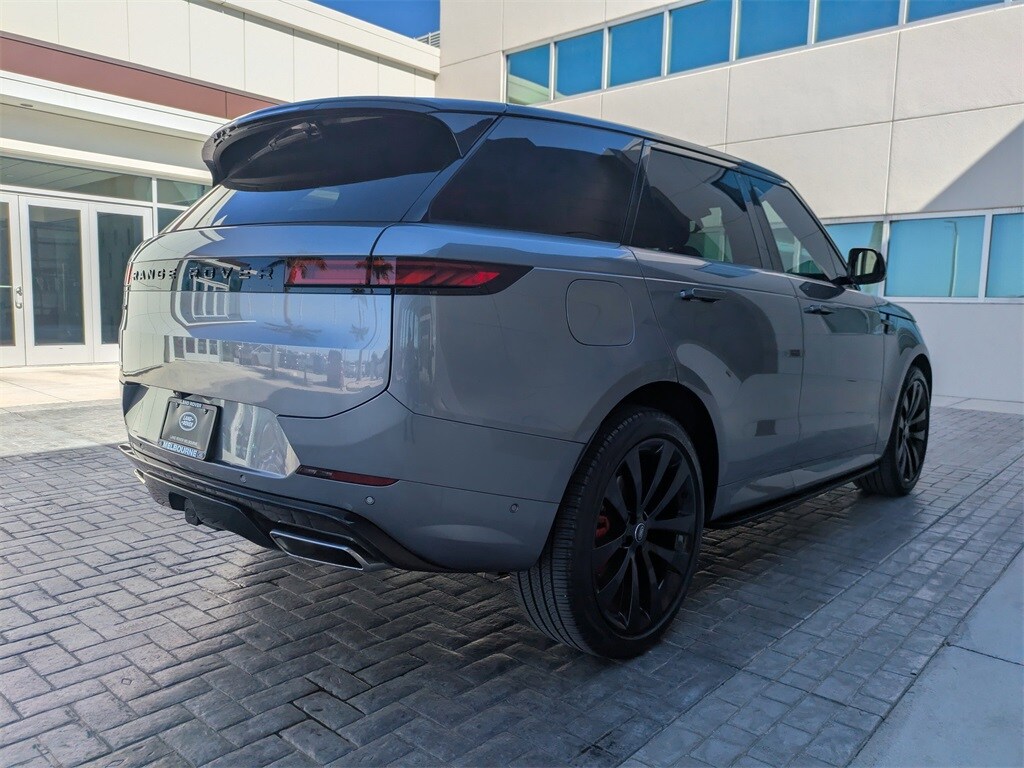 2024 Land Rover Range Rover Sport P400 Dynamic SE photo 4