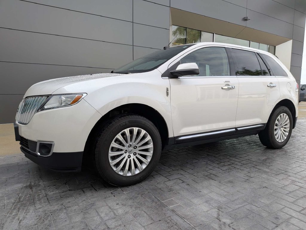 2014 Lincoln MKX Base