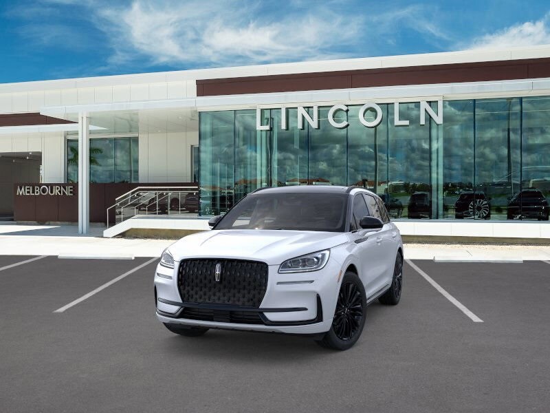 2026 Lincoln Corsair Grand Touring photo 2