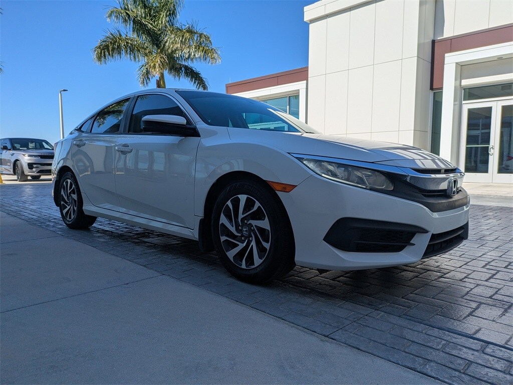 2018 Honda Civic EX photo 2