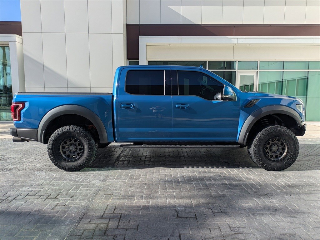 2019 Ford F-150 Raptor photo 3
