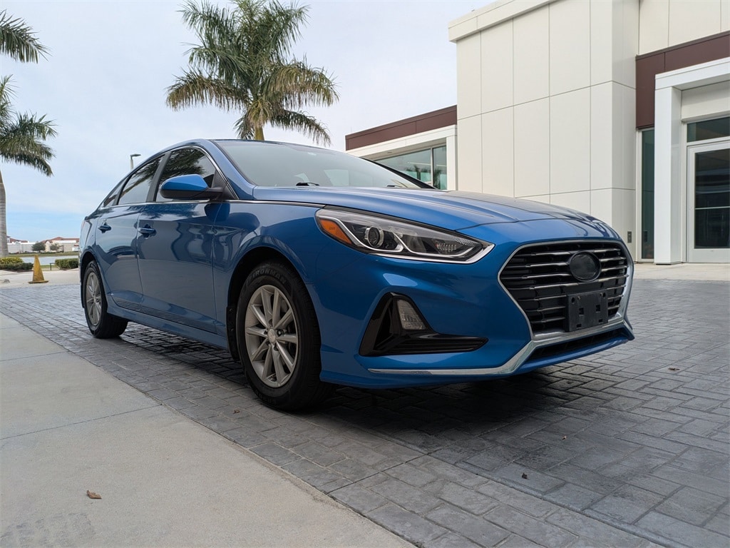 Used 2018 Hyundai Sonata SE Sedan