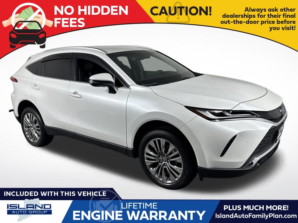 2023 Toyota Venza XLE's photo