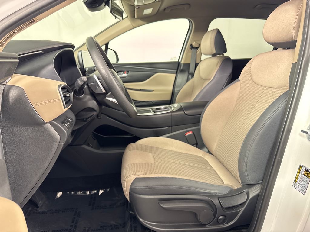 2023 Hyundai Santa Fe SE - Photo 17