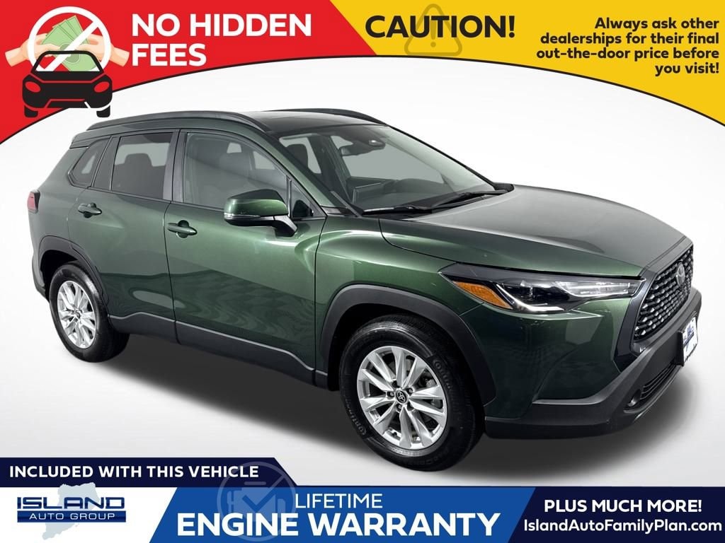 2023 Toyota Corolla Cross LE's photo