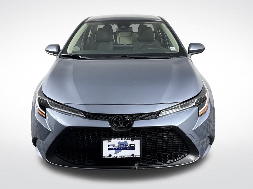 Used 2021 Toyota Corolla LE Sedan