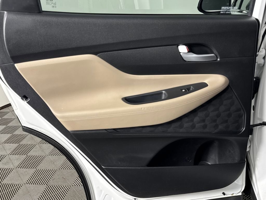 2023 Hyundai Santa Fe SE - Photo 32