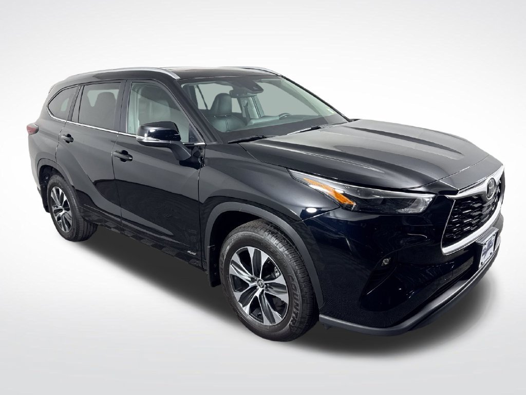 Certified 2026 Toyota Highlander Hybrid XLE SUV