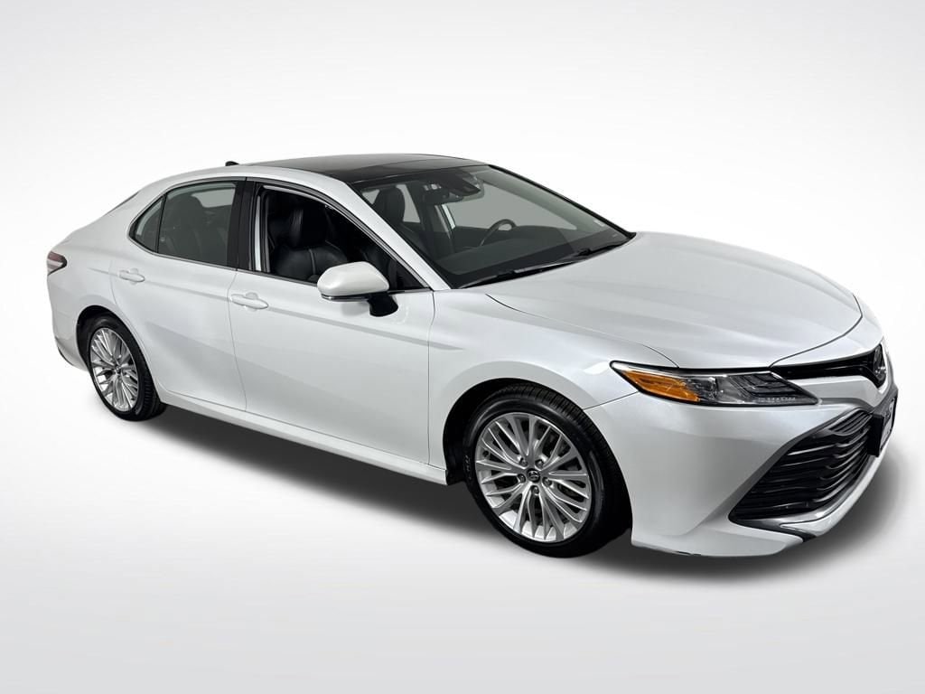 Used 2020 Toyota Camry XLE Sedan