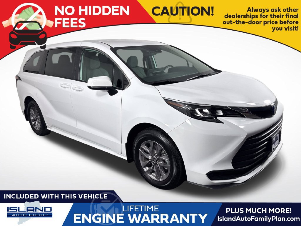 2025 Toyota Sienna LE