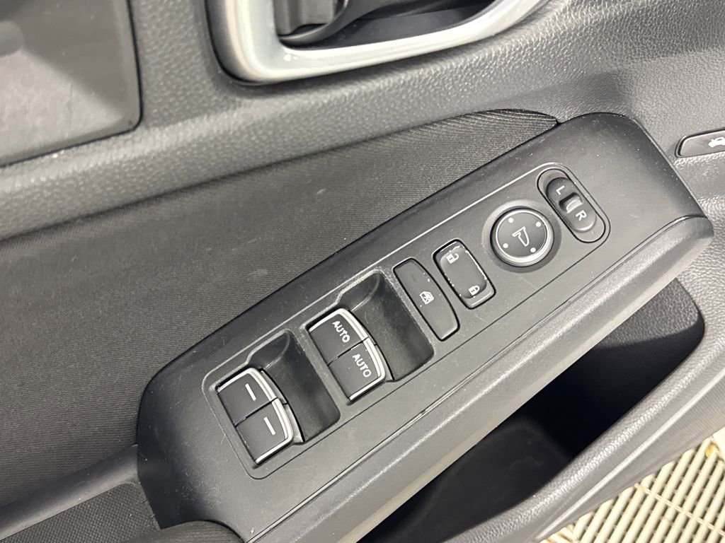 2023 Honda Civic LX - Photo 16