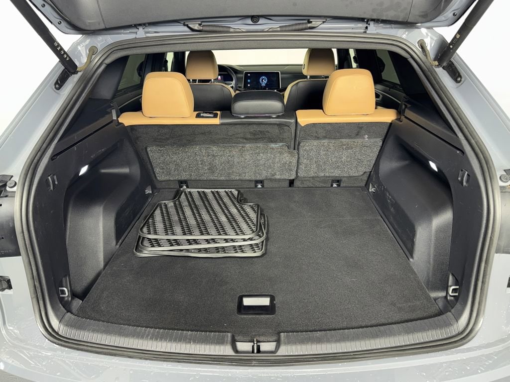2025 Volkswagen Atlas Cross Sport SEL R-LINE - Photo 39