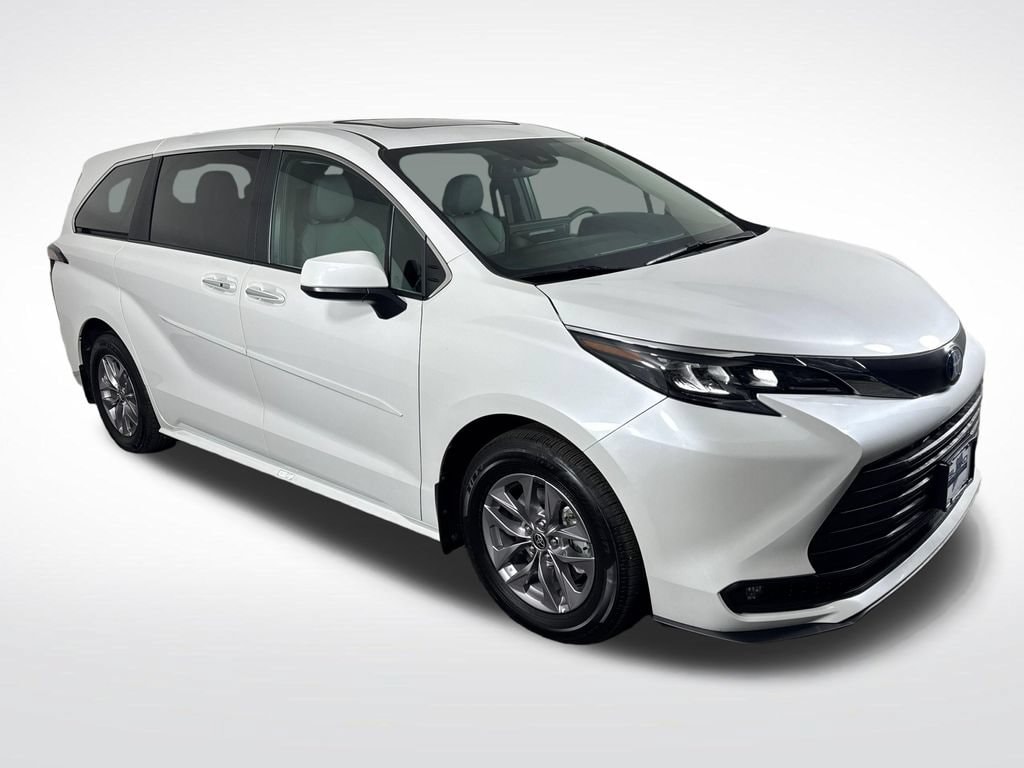 Certified 2025 Toyota Sienna XLE 7 Passenger Van Passenger Van