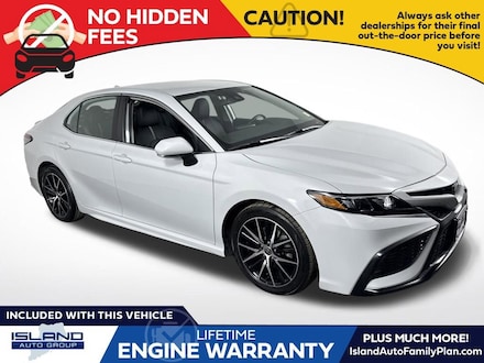2023 Toyota Camry SE Sedan