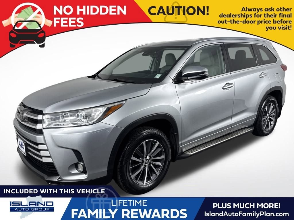 Used 2018 Toyota Highlander SE V6 SUV