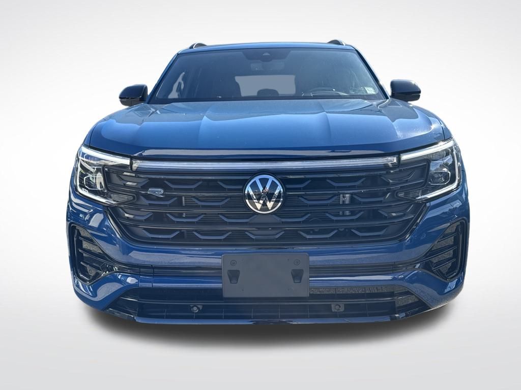 2025 Volkswagen Atlas Cross Sport SEL R-Line photo 2