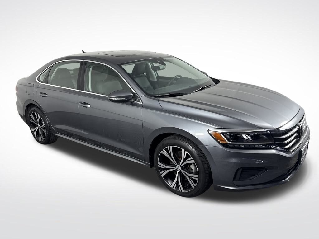 Used 2021 Volkswagen Passat 2.0T SE Sedan