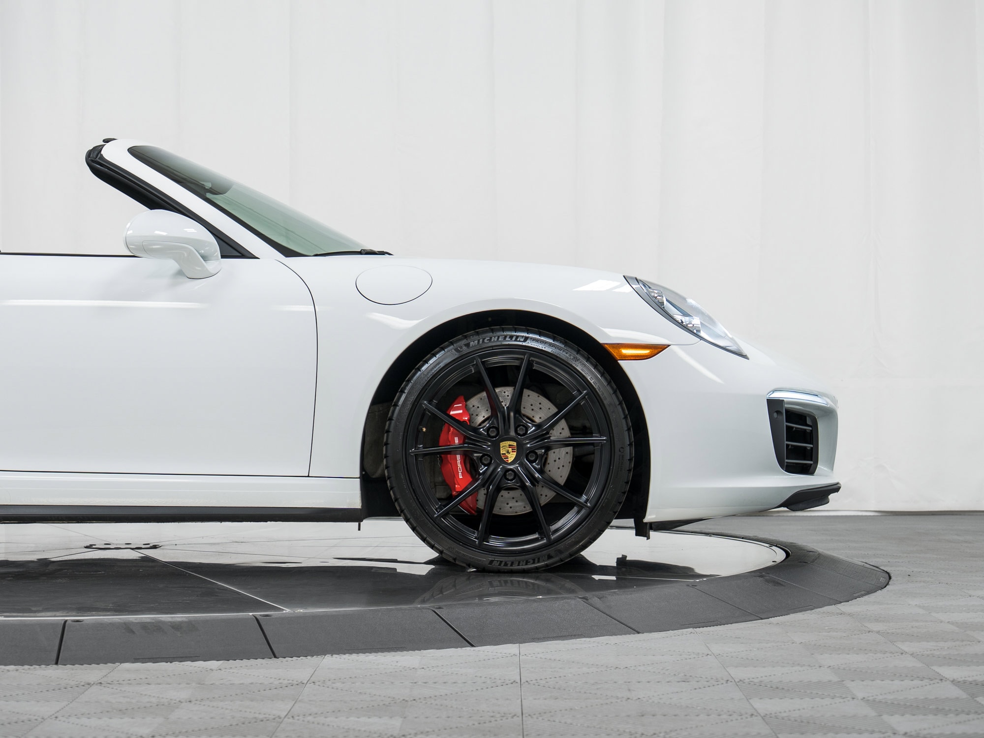 2019 Porsche 911 S - Photo 11