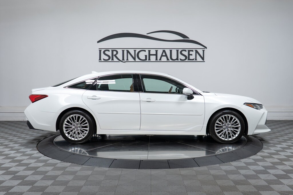 Used 2019 Toyota Avalon Limited Sedan