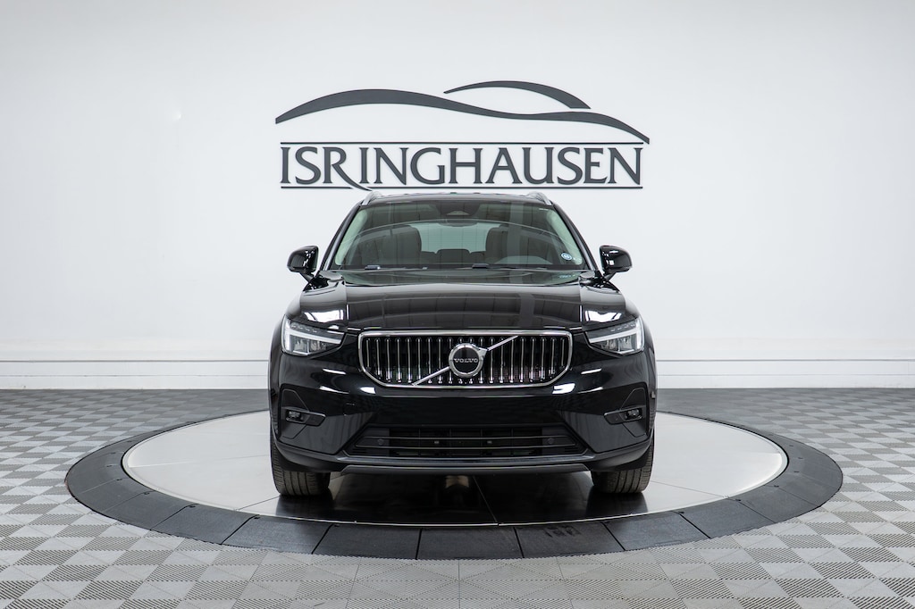 Certified 2023 Volvo XC40 B5 AWD Plus Bright SUV