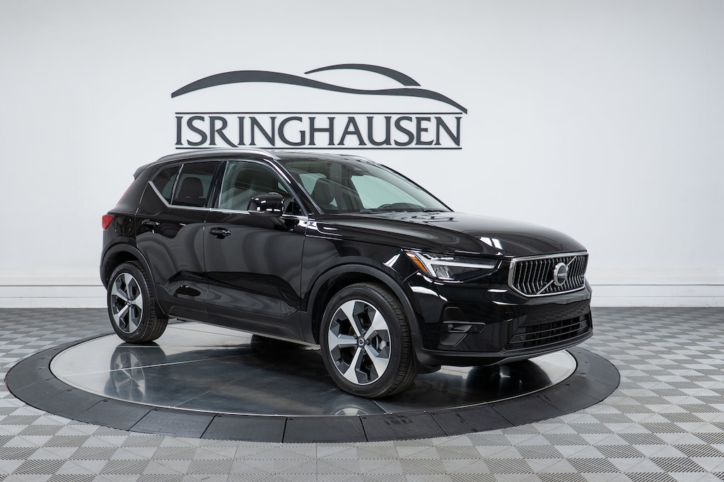 Certified 2023 Volvo XC40 B5 AWD Plus Bright SUV