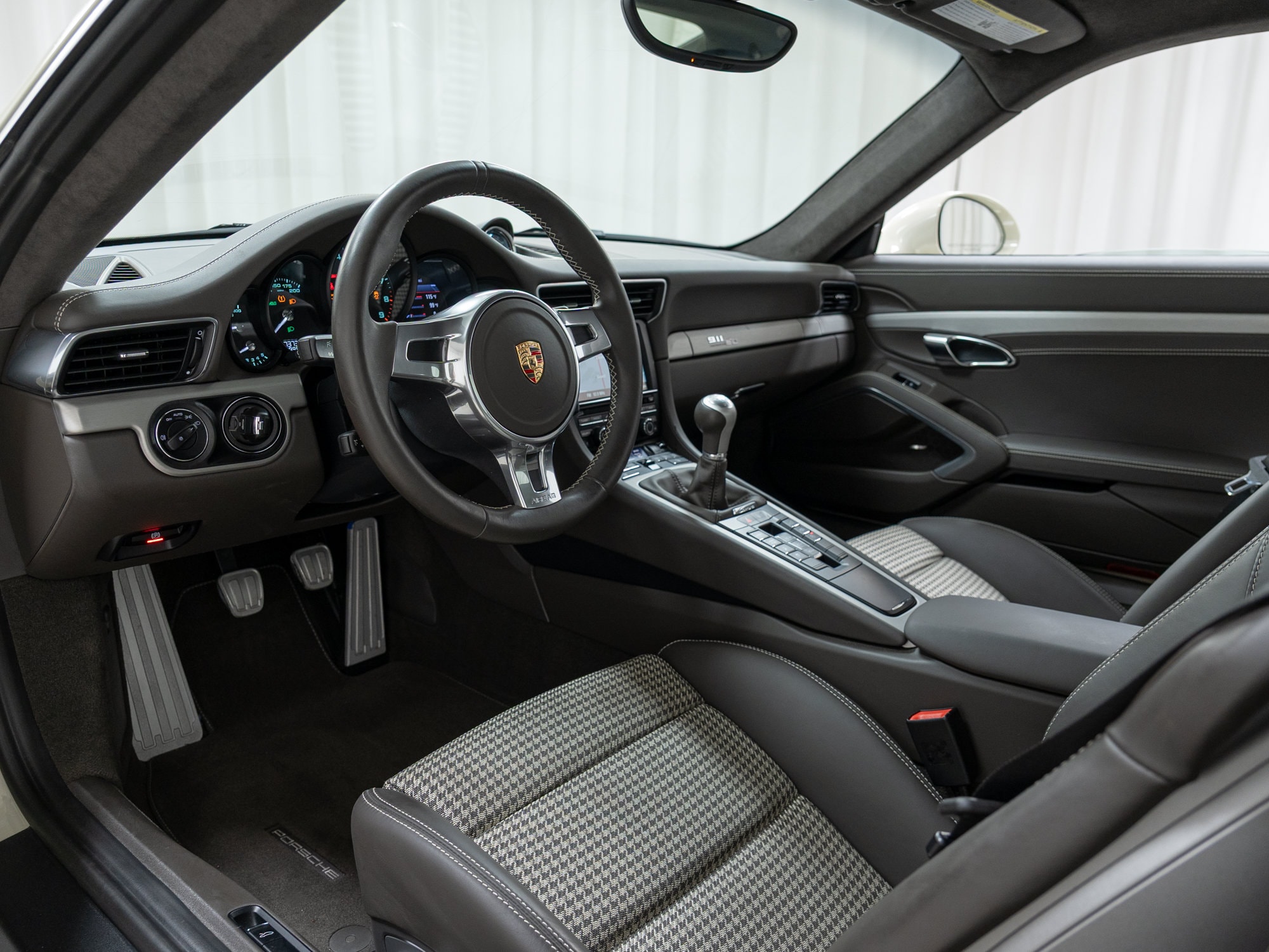 2014 Porsche 911 50th Anniversary Edition - Photo 19
