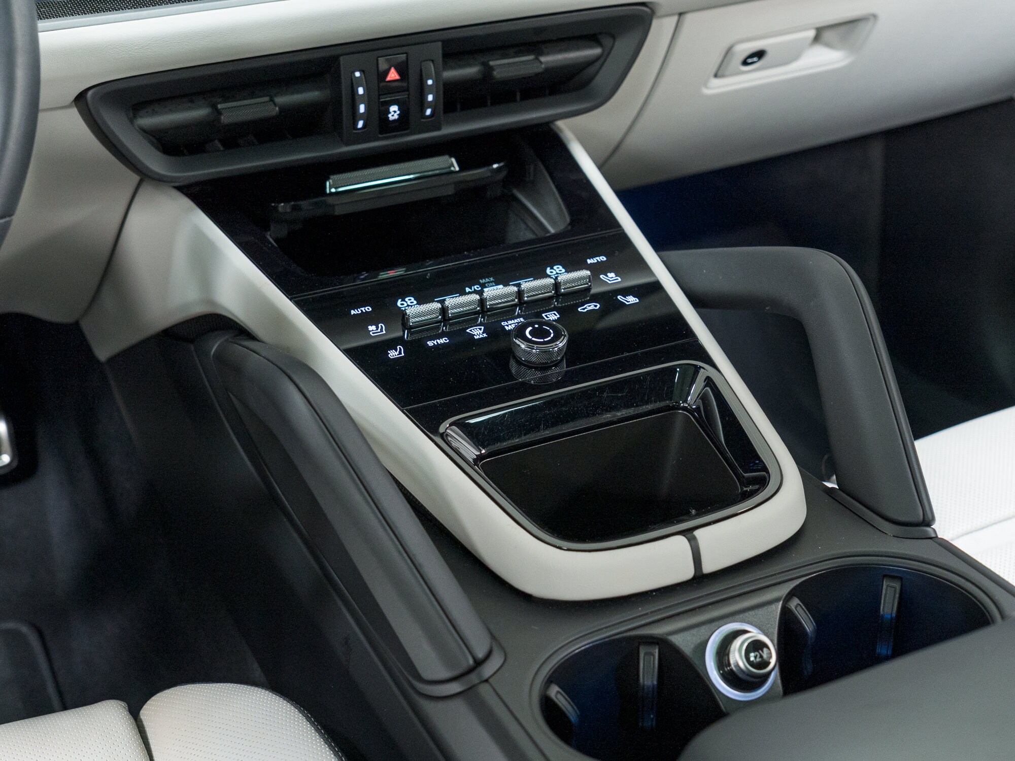 2025 Porsche Cayenne Coup S - Photo 23