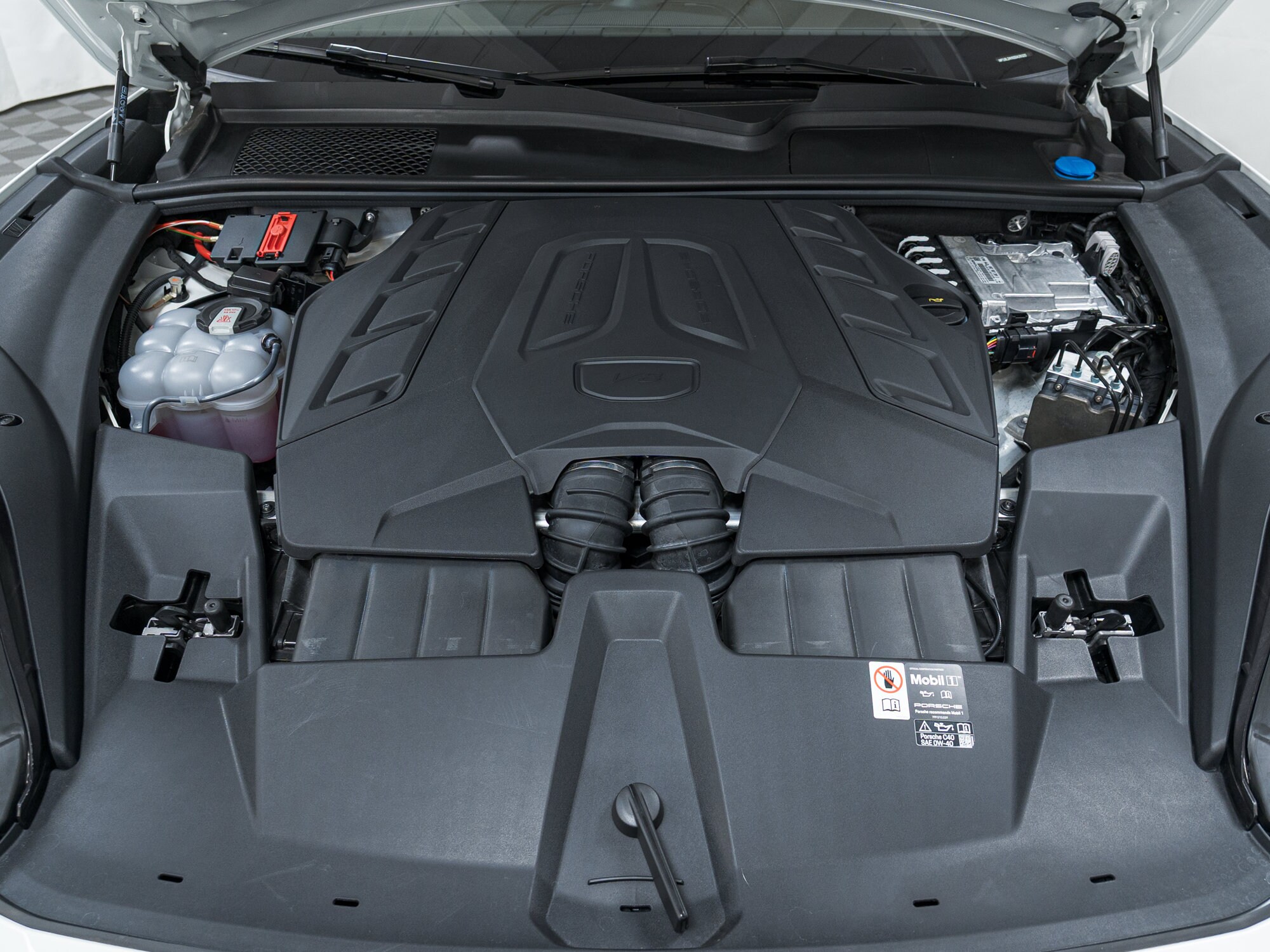 2025 Porsche Cayenne Coup S - Photo 12