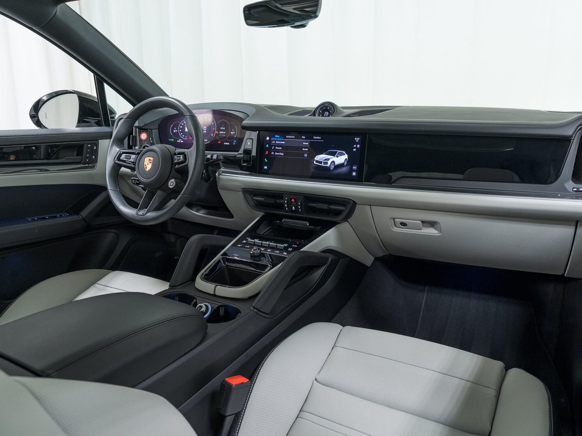 2025 Porsche Cayenne Coup S - Photo 17
