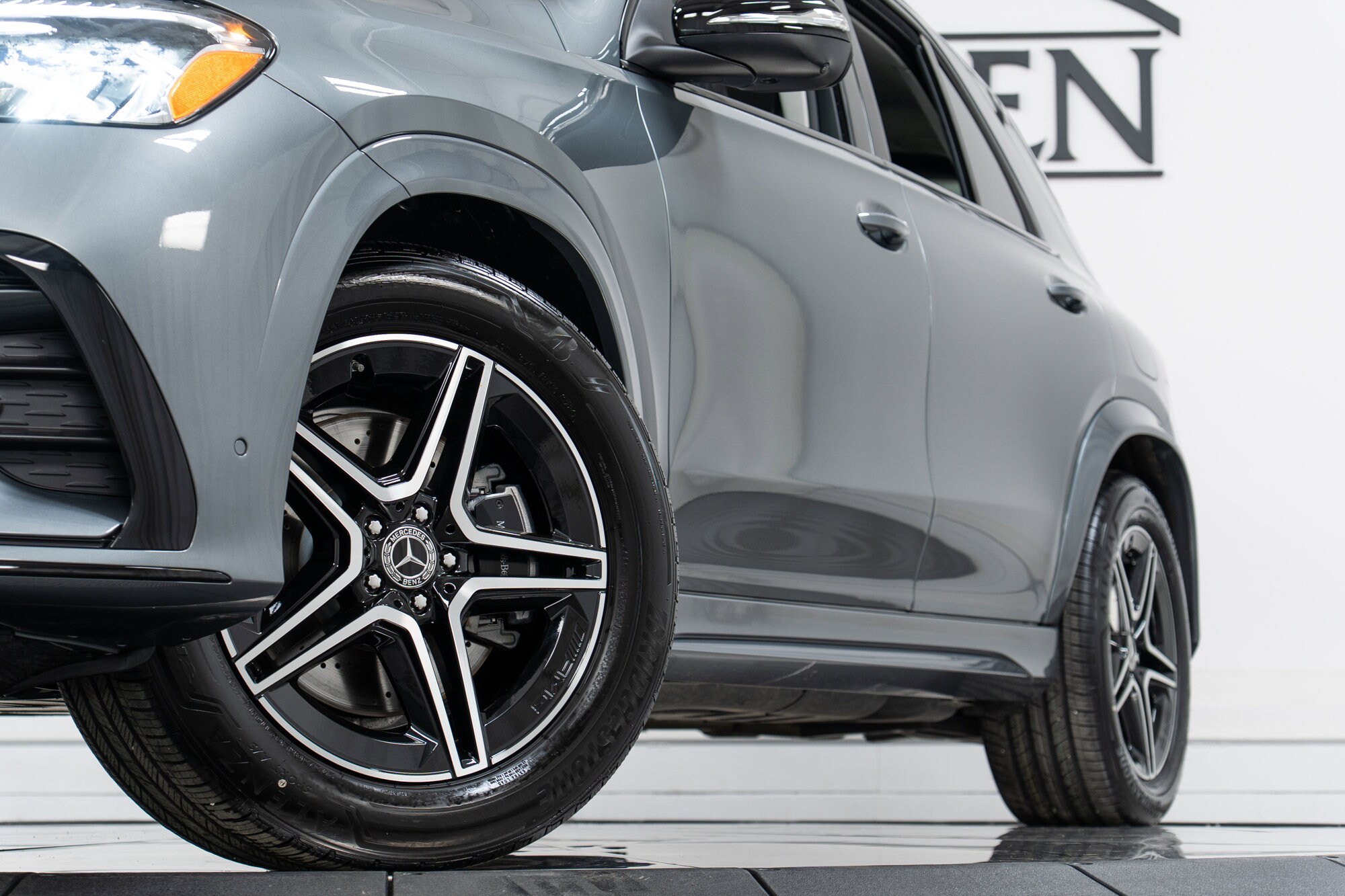 2026 Mercedes-Benz GLE GLE450E - Photo 27