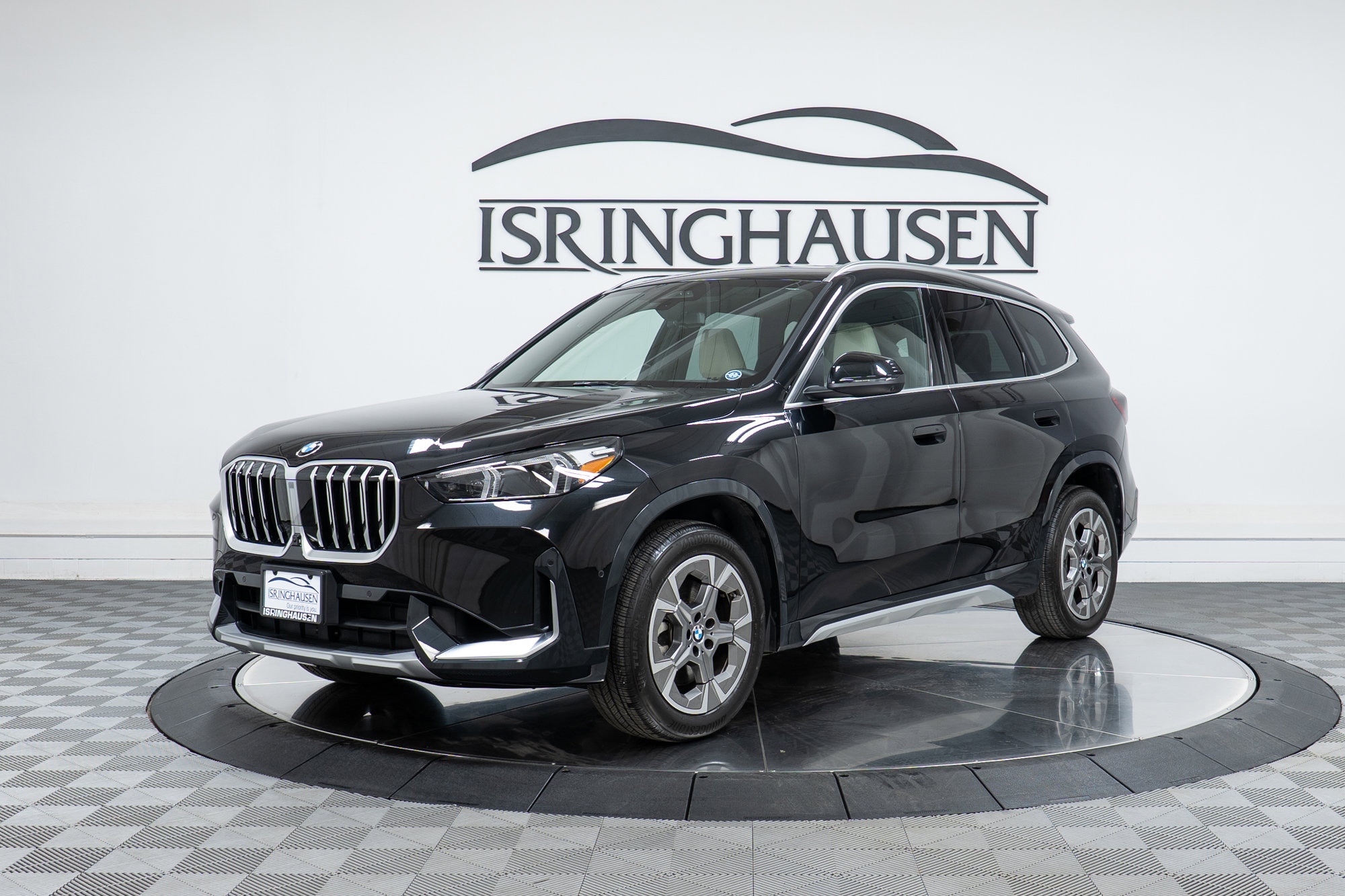 2025 BMW X1 28i