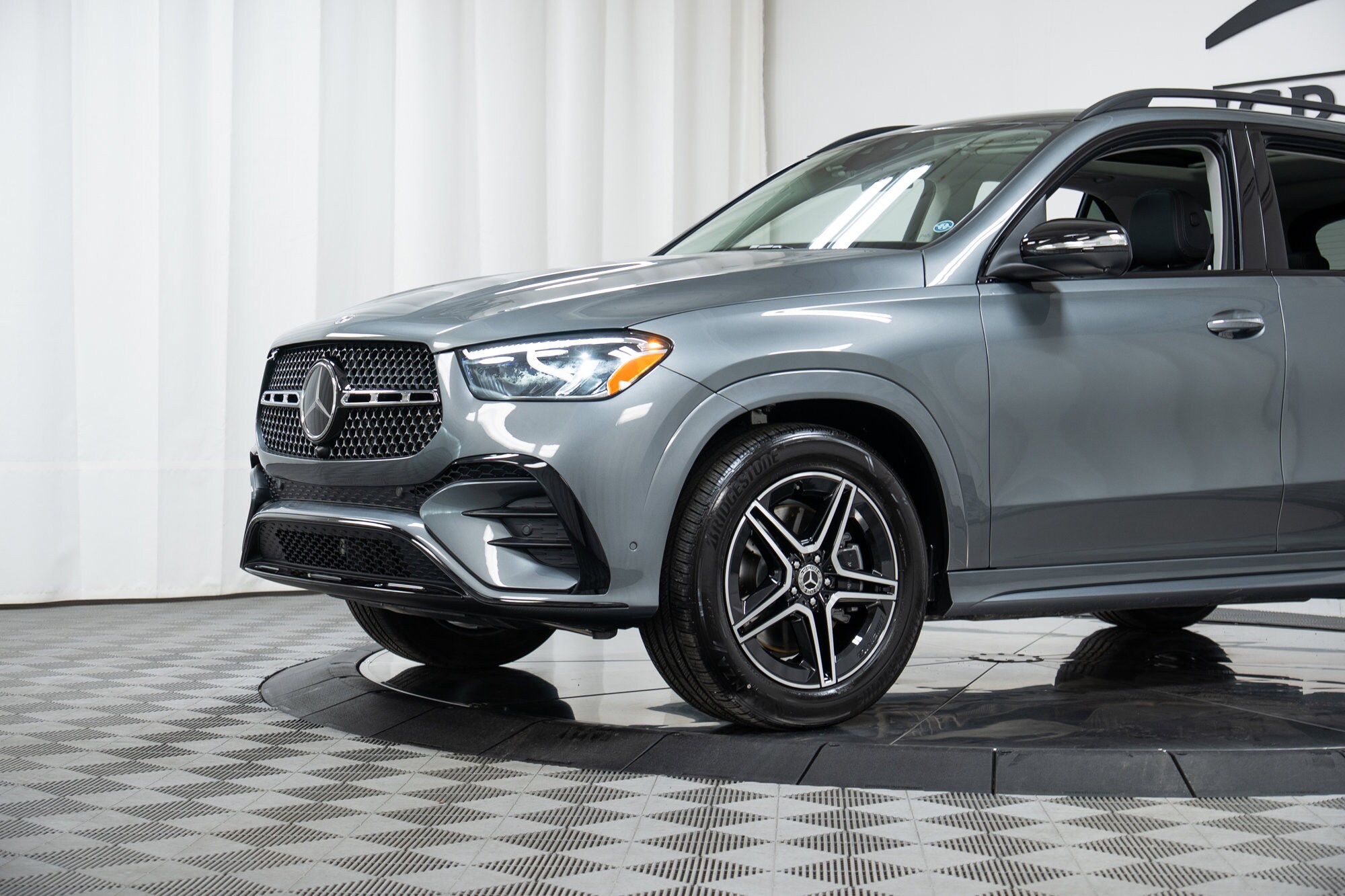 2026 Mercedes-Benz GLE GLE450E - Photo 25