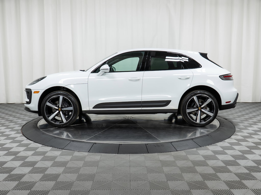 Used 2025 Porsche Macan SUV