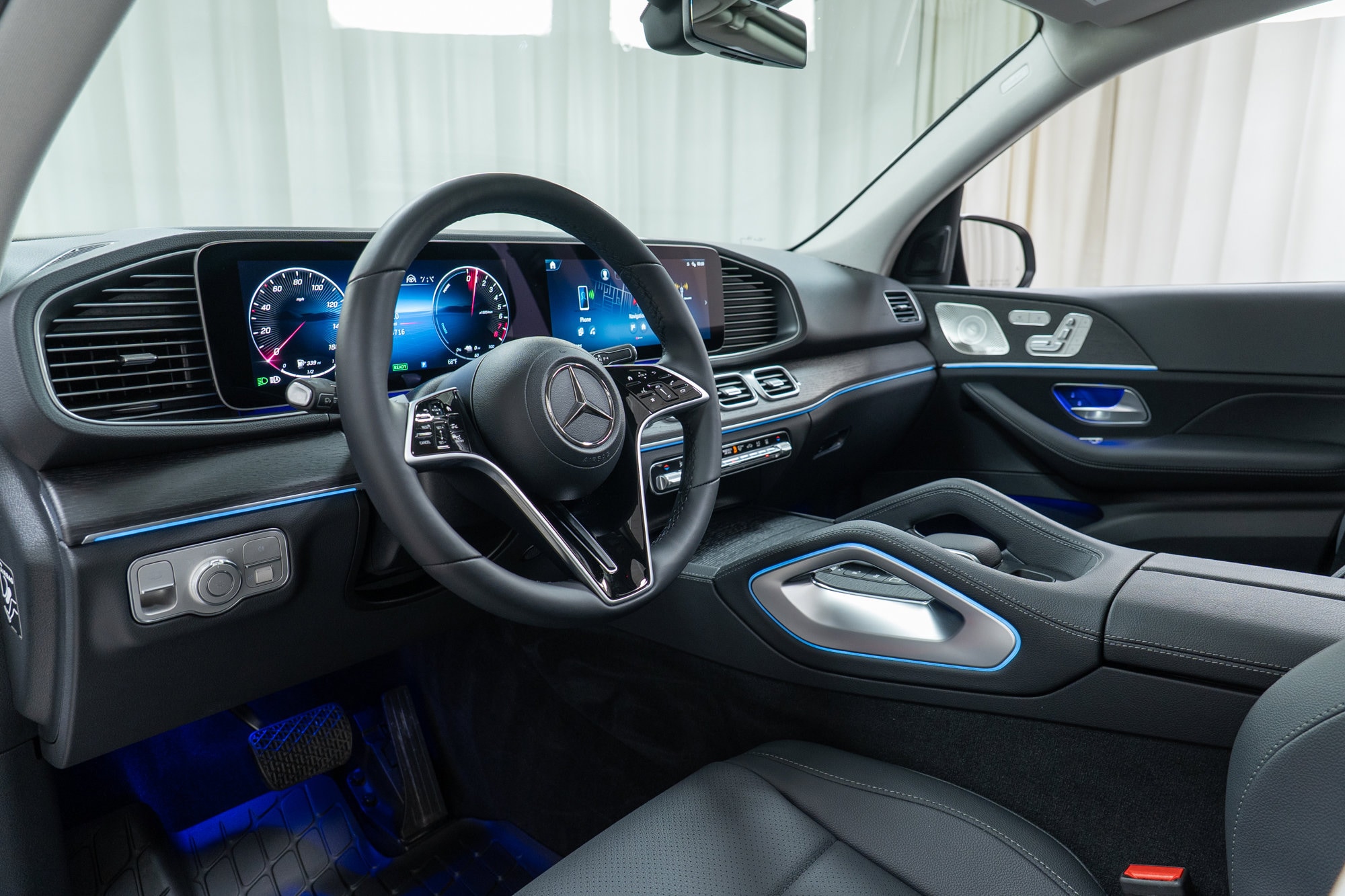 2026 Mercedes-Benz GLE GLE450E - Photo 12