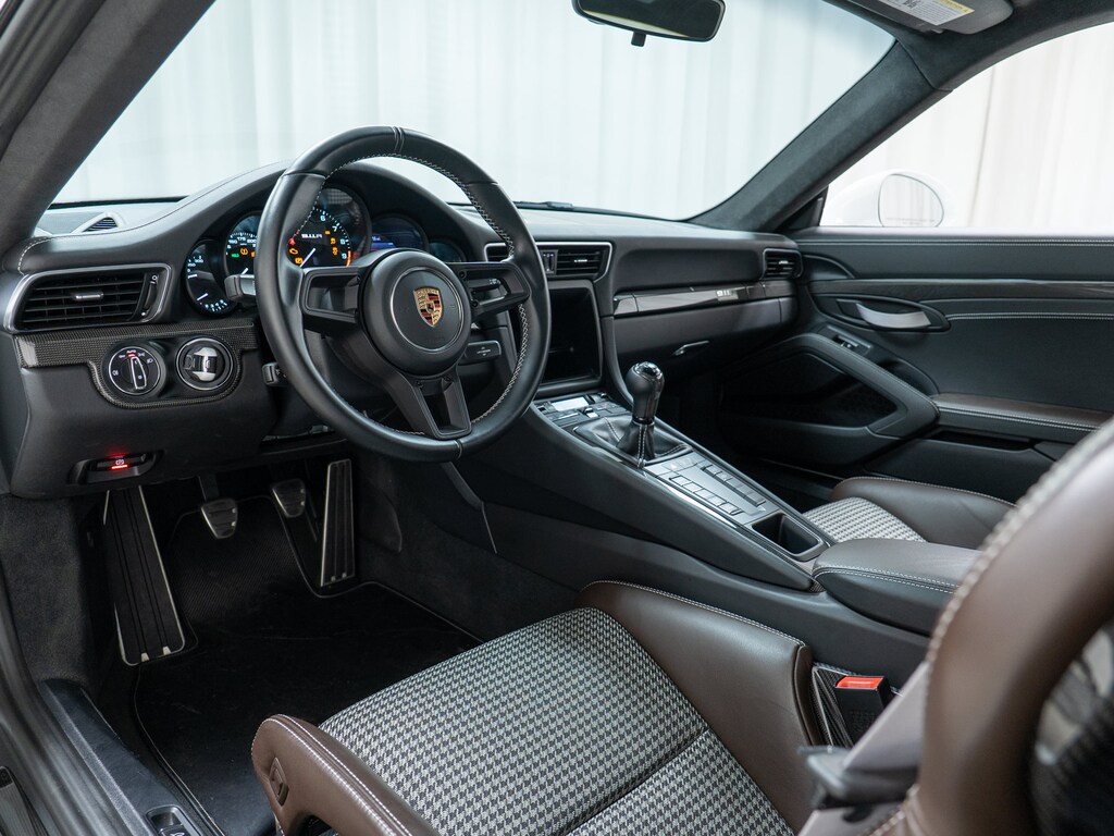 Used 2016 Porsche 911 R Coupe