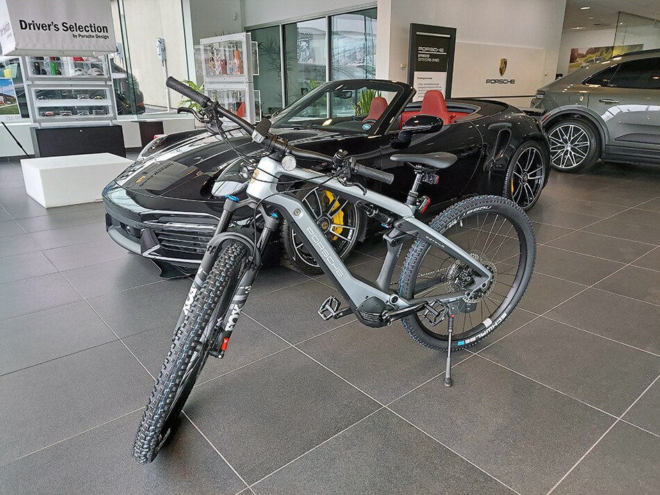 porsche%20ebike.jpg