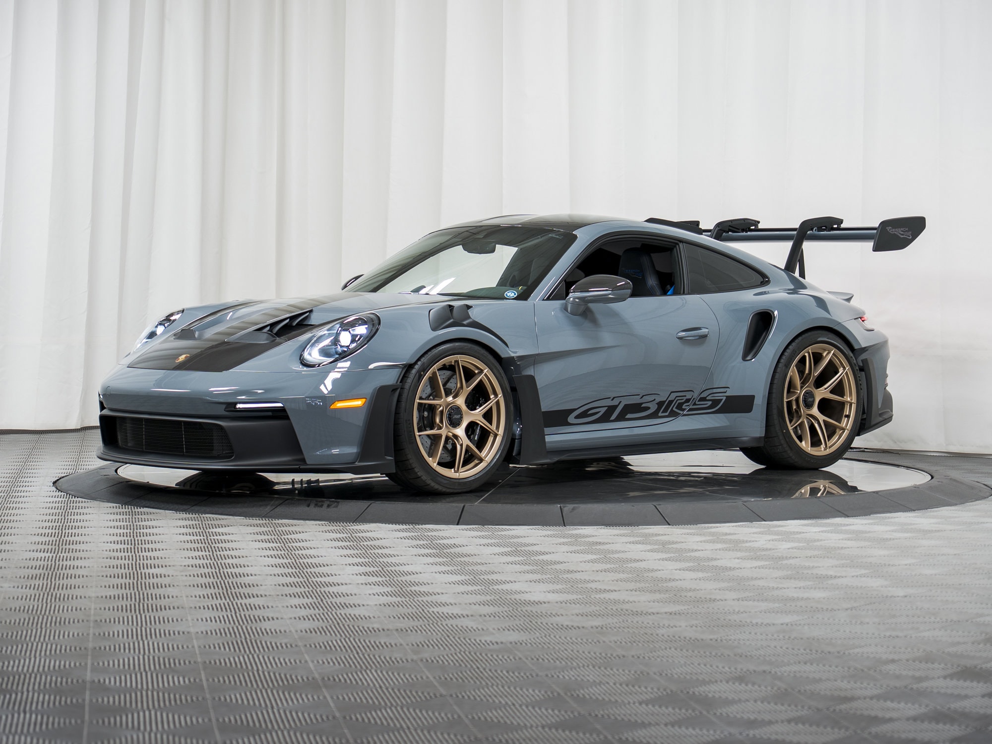 00s PORSCHE DESIGN 未使用品　定価税込57750 image-placeholder-title.jpg