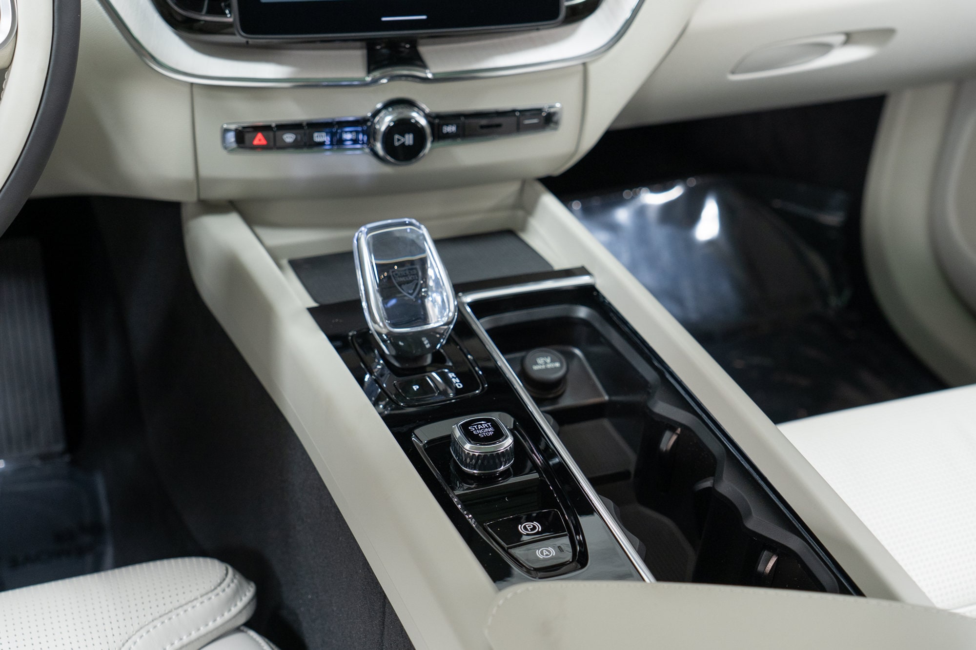 2026 Volvo XC60 Ultra - Photo 20