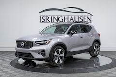 2026 Volvo XC40 B5 Plus AWD SUV