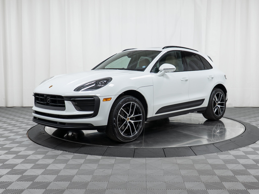Used 2022 Porsche Macan SUV