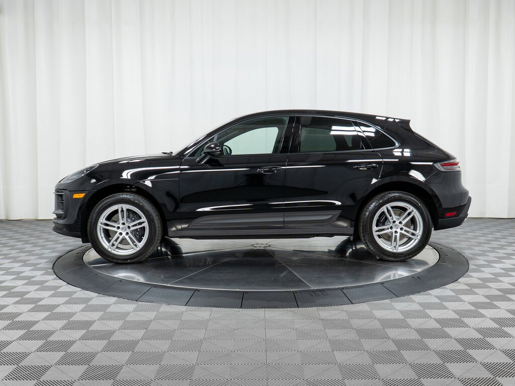 Used 2025 Porsche Macan SUV